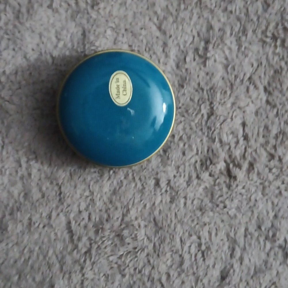 Floral Enamel Pill Container- Multicolor - Picture 2 of 4